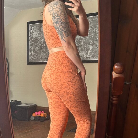 REI Co-Op Cropped Leggings and Cami Set - Picture 2 of 2